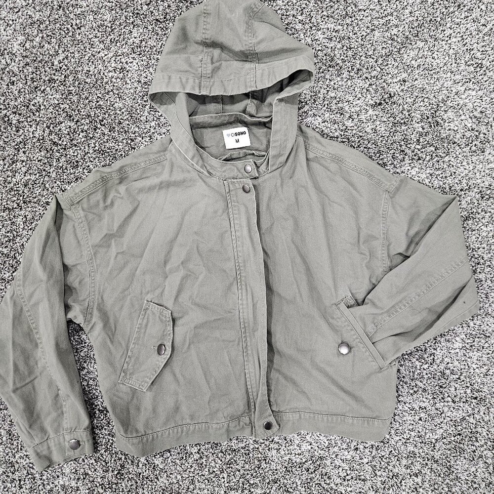 *Wintergear BOGO* Women's Medium cropped Cisono utility olive green jacket